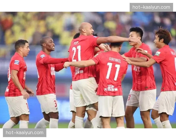 蓉城替补席深度令人艳羡 费利佩替补戴帽彰显实力